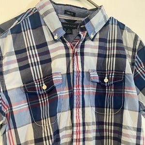 Man’s medium Tommy shirt perfect condition